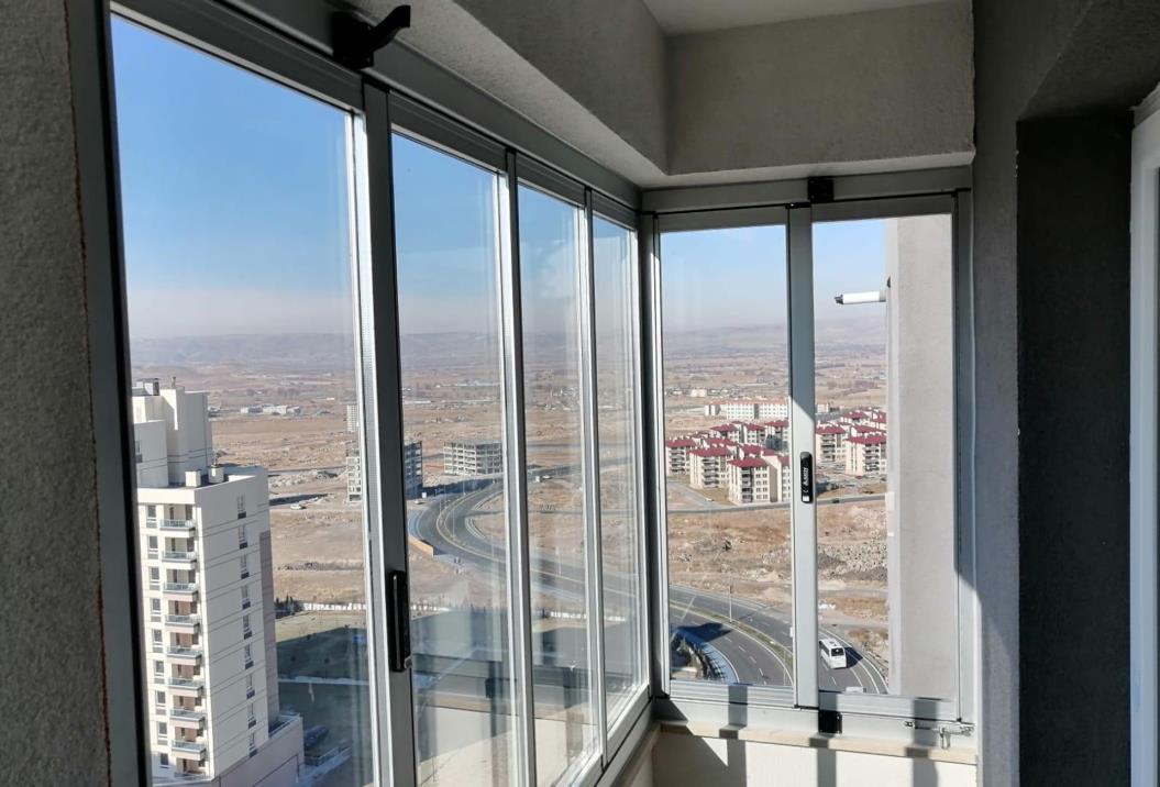 Isıkon Plus Isıcamlı Cam Balkon